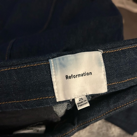 Reformation Arana Stretch Denim Low Waist Jeans - Picture 6 of 6